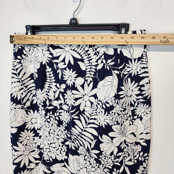 Boden Richmond Floral Pencil Skirt Size 8P Blue Stretch Cotton Office Teacher - Picture 5 of 9